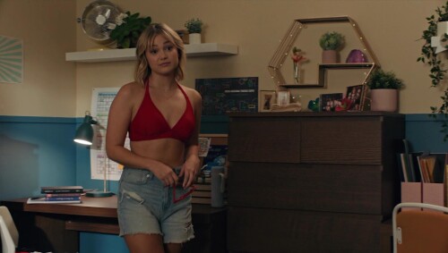 Olivia Holt Turkey Drop 2019 07 e566dc7d8bbc997c