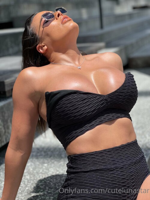 OnlyFans 240d6c54 e35c 424d 9233 9edffa8de1d3da6fc996d996e6e7