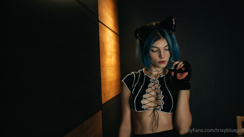 OnlyFansTrixy BlueSet 03 Image 09