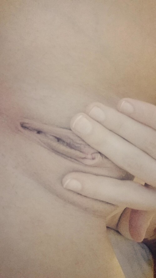 OraYoung NSFW Phone Pics wBG Stuff 33