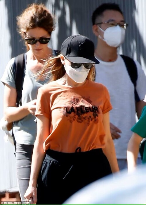 Orange015-4d0c1fce762fb7471