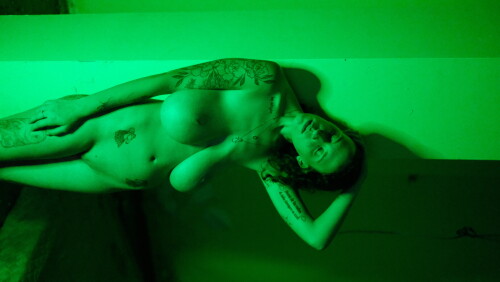 OzloYasmin 132140f3dd06f6a14dad