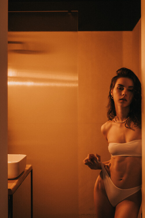 P1054457ea333a84e851b69a