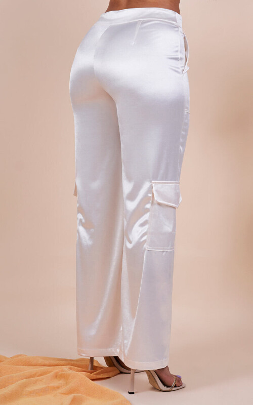 PA2348 5751 4 1800x18004f5882bb31818dec