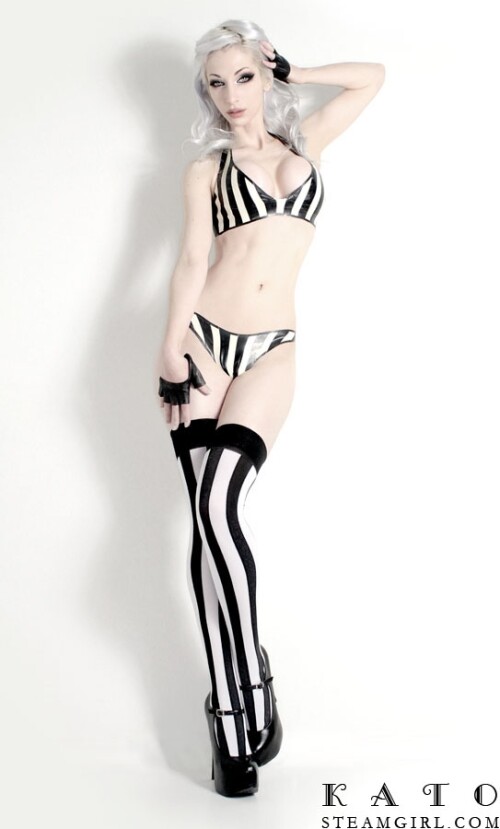 PHD1F21d514384a7b806964