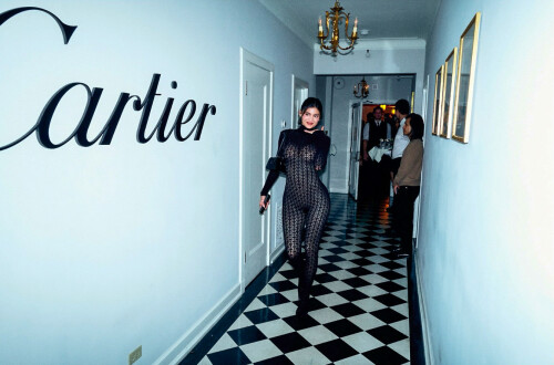 PSX 20250225 21455816005c98360a9fa0