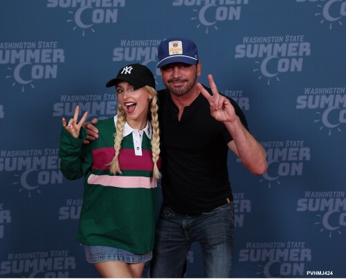 PVHMJ42411b6bab8993cd88e