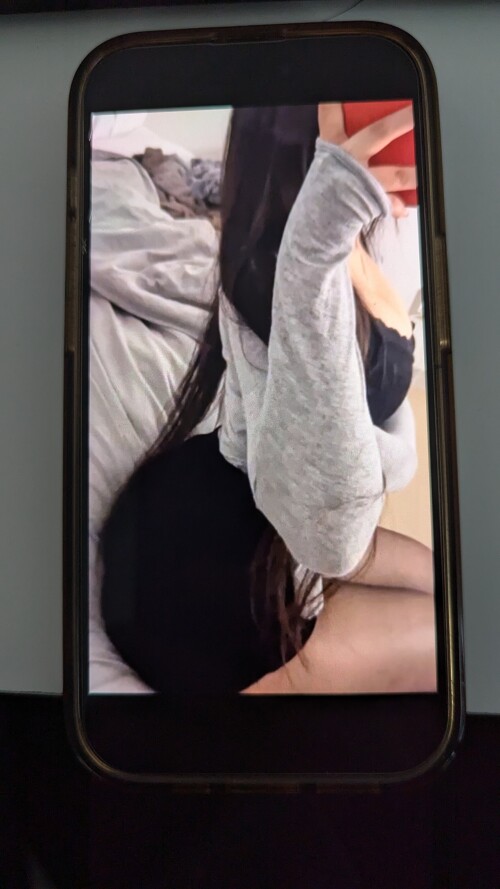 PXL_20240811_221337019.MP9fb90d798aad1934