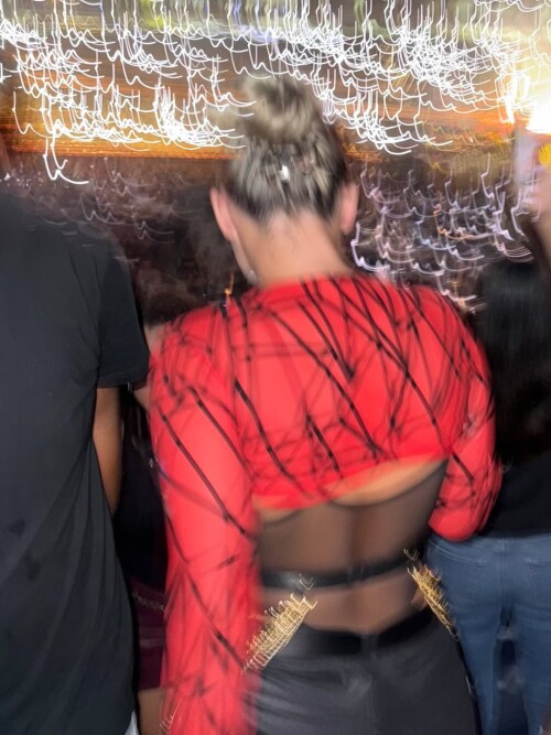 Packed house putting on a show. 14828b97fc6c56561