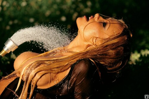 Pamela Anderson 177 Nude Photos 101