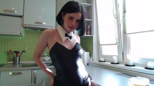 Performer loonassoft...urbate 3 exported 326534