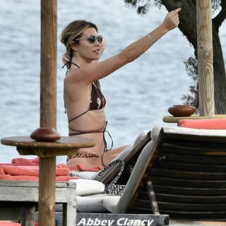 Peter-Crouch-Abbey-Clancy-Sexy-The-Fappening-Blog-6-1