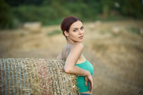 Photo by Foxy Laura on August 07 2023. May be an image of 1 person and outdoors.4238ed048808106e