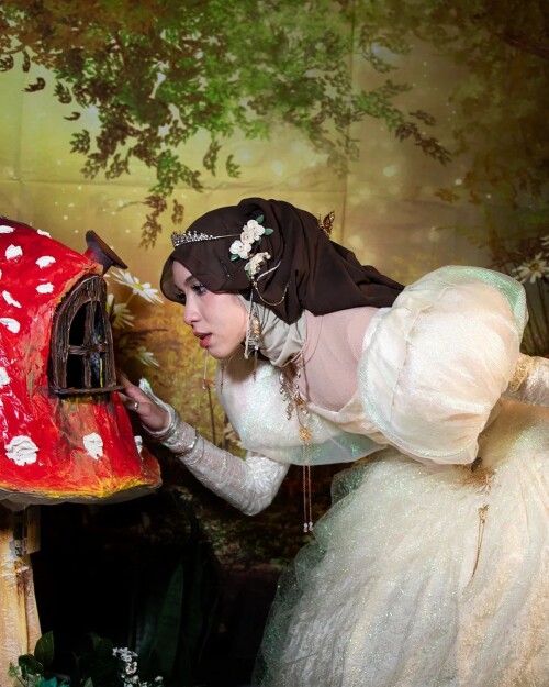 Photo shared by Alif E. Marchi on June 12 2023 tagging kxttykxtty. 1f171bb5a29ac482b