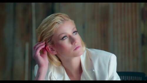 Photobook Magazine 15bd794bfcf5926fa2