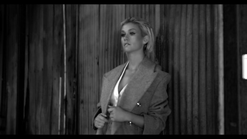 Photobook Magazine 24bb0d3006dfff3ba4