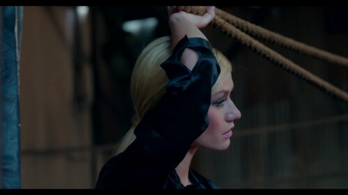 Photobook Magazine 2596f63b040450bc6c