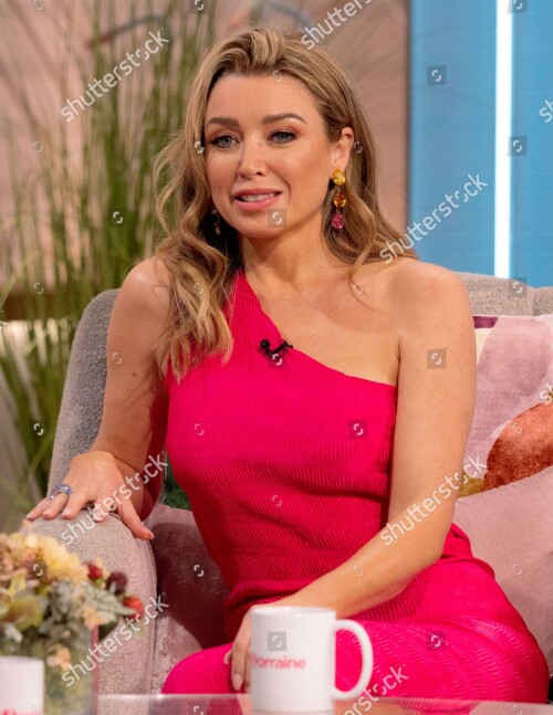 Pink103-8faf5b73e3c22d2e2