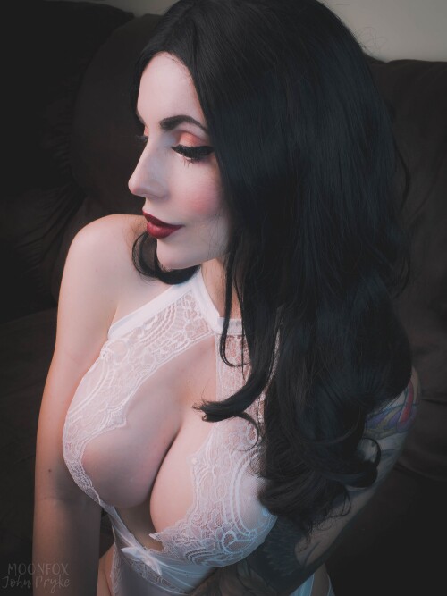 Pinup 1001774c50d50d8f7f