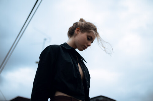 Pocrov.Alice.on.the.Roof.017a7dd507a2c9a9492