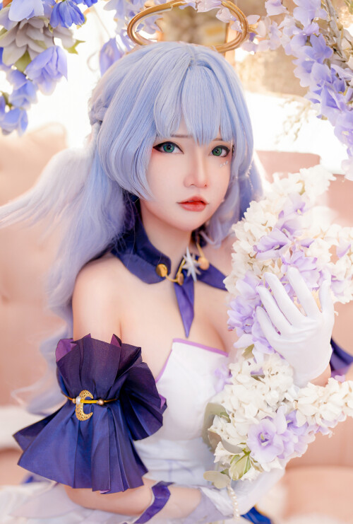 PotatoGodzilla_RobinHSR1024169d8245b4c4f9