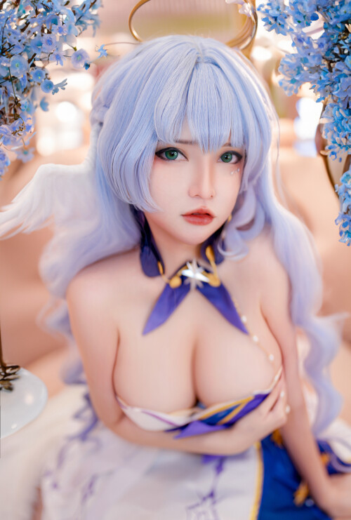 PotatoGodzilla_RobinHSR13e65abadb7634c1a3