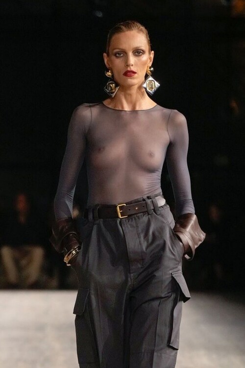 PyPrZWQ0 oa85e3dadc9d60681