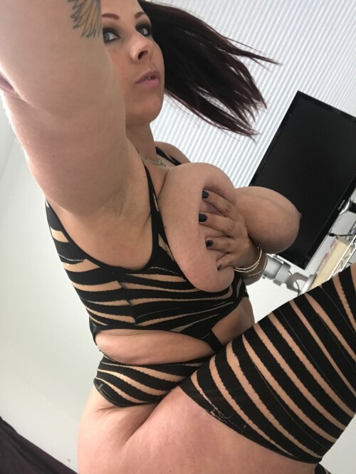 Q2dt7ZkR0e151b3123cc7aa4