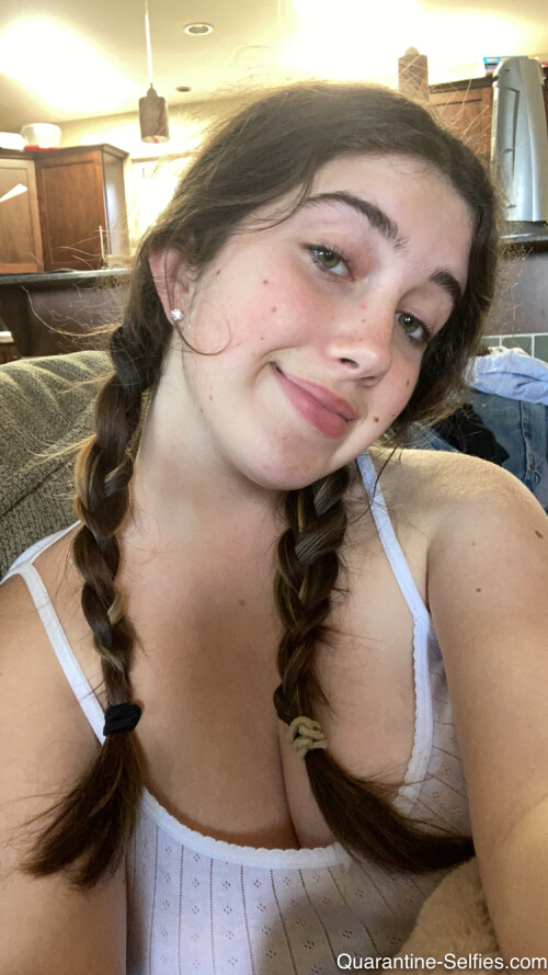 QB Molly B 003 21b10713152d33e63b