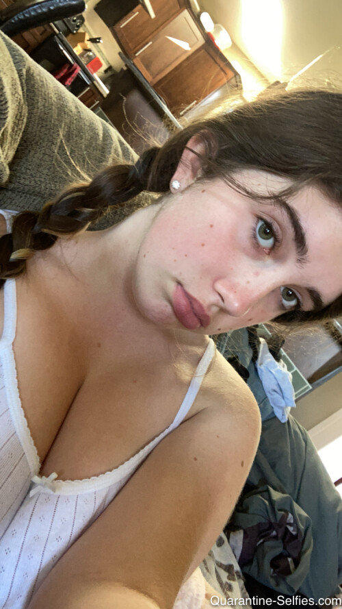 QB Molly B 003 5fb057dceb340d232