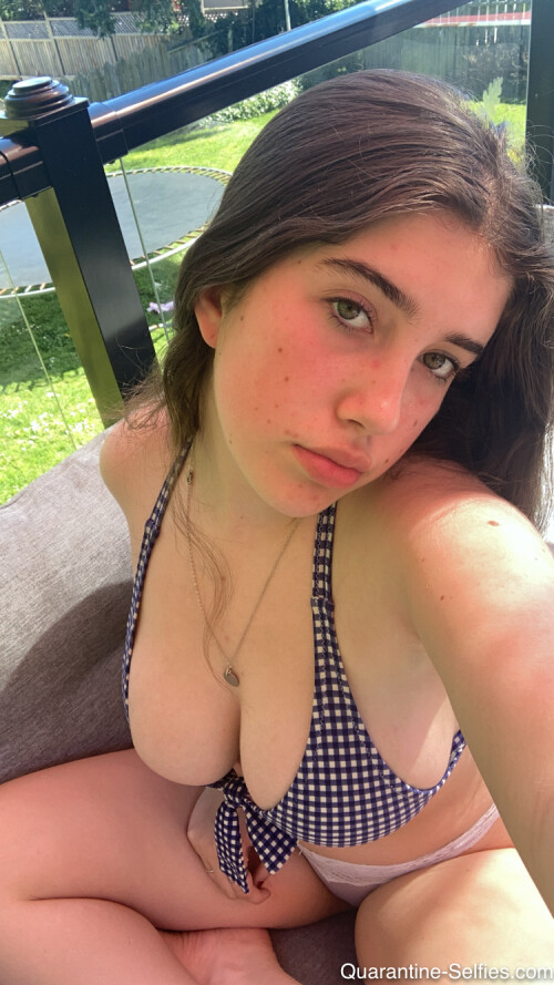 QS Molly 001 91151f77a3e8faae9