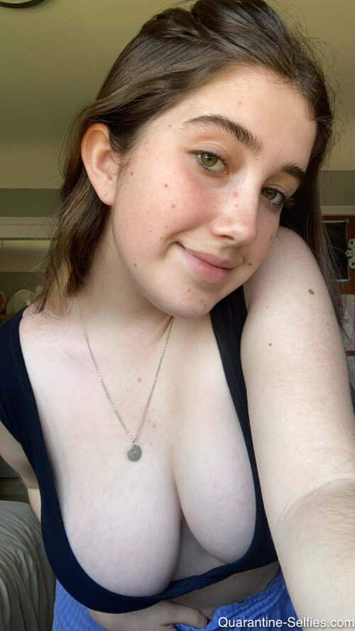 QS Molly 002 6c581a98f24f10d7f