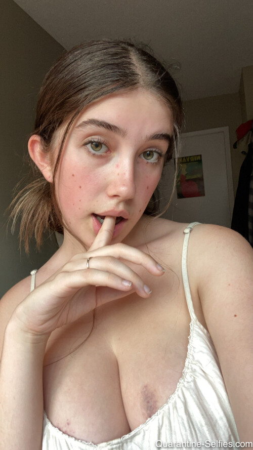 QS Molly 004 23ea69457eaf4ee5b6