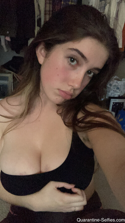 QS Molly B 005 113e08f3831e68ea9e