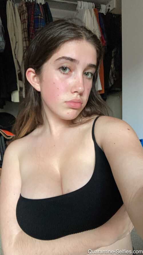 QS Molly B 005 254e8c43e98018ad2b