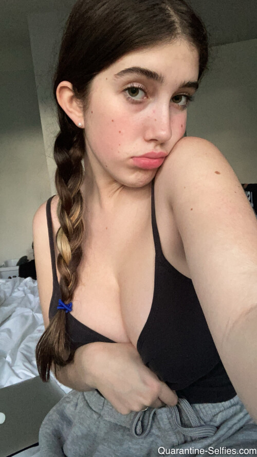 QS Molly B 007 60a41c73b62b025a7