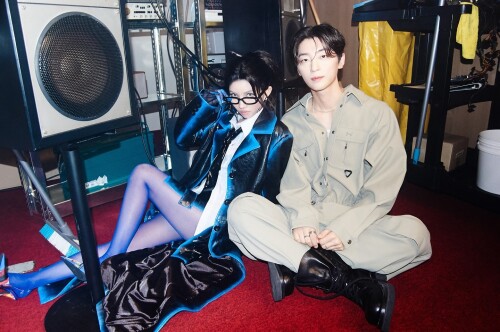R TEE n SOYEON DAMDADI Teaser documents 12ec7e60ccfca7e15