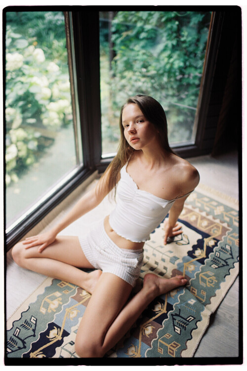 R1 02116 000064f304626185ff98