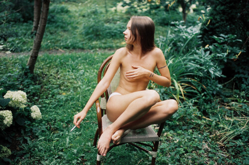 R1 02116 0026e4ccf0634a59e9a1