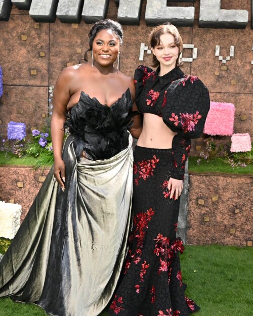 RAHHHHH A MINECRAFT MOVIE PREMIERE.heic 264b5486eb1a0fa3f