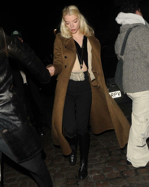 RDT 20230224 0144103061683182561512162