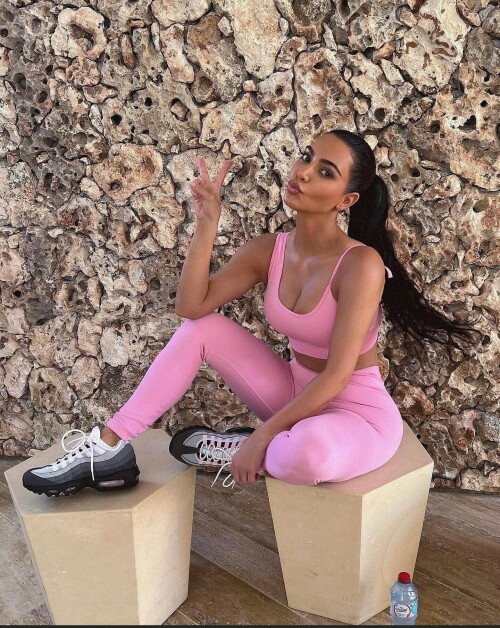 RDT 20231018 1921301807570552074083022085a45582dcb95e0