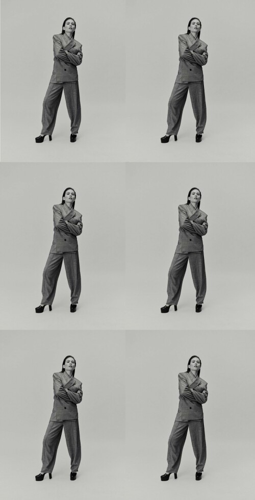 ROSEIVYIntroducingJulyStarringHayleyAtwell 5c2294bc21ed55994