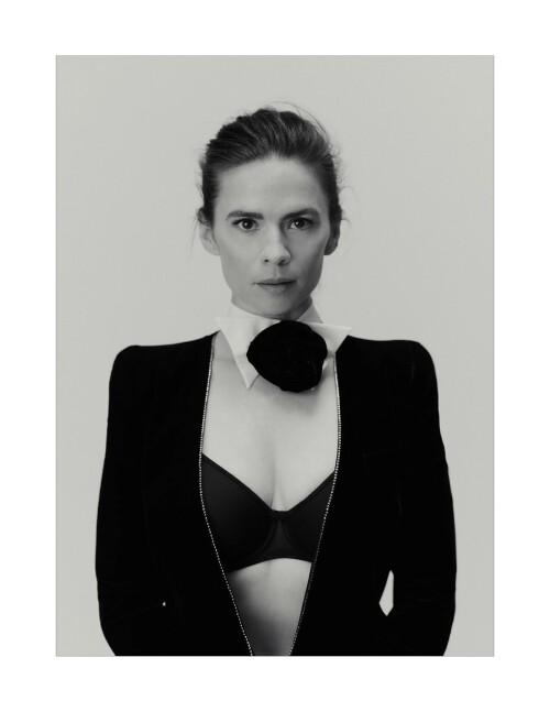 ROSEIVYIntroducingJulyStarringHayleyAtwell392307ab106e9082