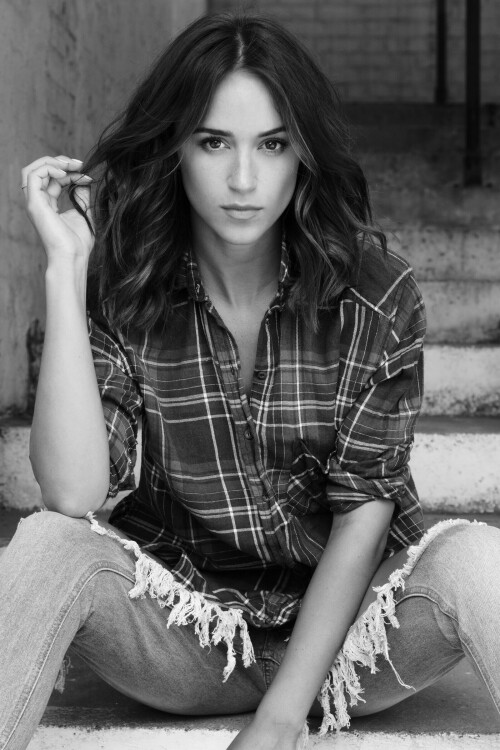 ROSIE 11 dmtibz3b3f9bc1a5bc946a