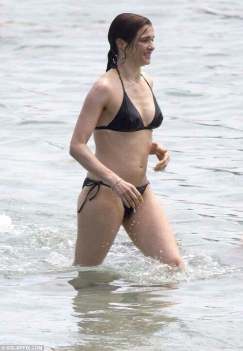 RW 838c8de4650beed97d