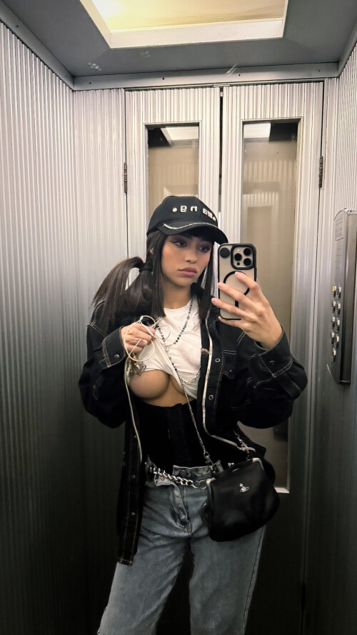 RXLGG5O8ec26b9b1b525763