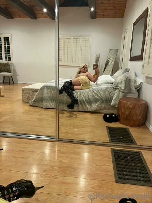 Rachael Cavalli 156018619b86e6a4b68b