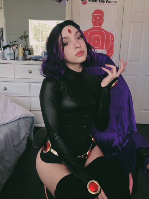 Raven Selfies 1