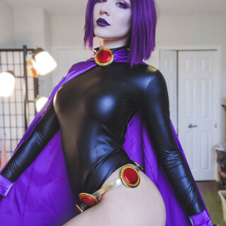 Raven-at-home-11dd8e66b89fb51d0e